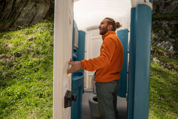 Best Porta potty delivery and setup  in Cascades, VA